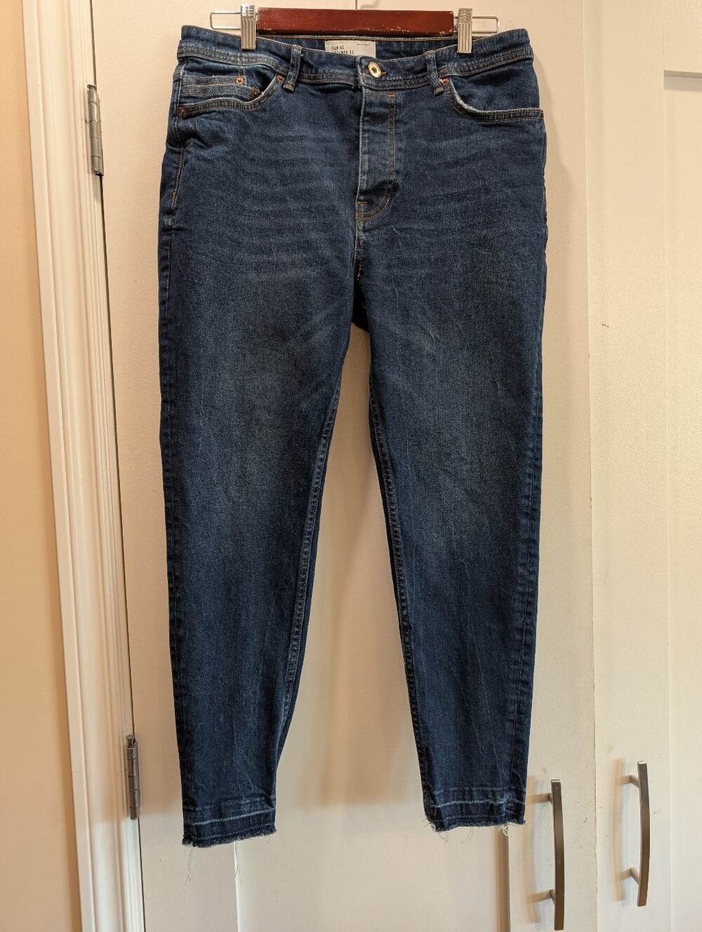 Zara Man Ankle Jeans,32